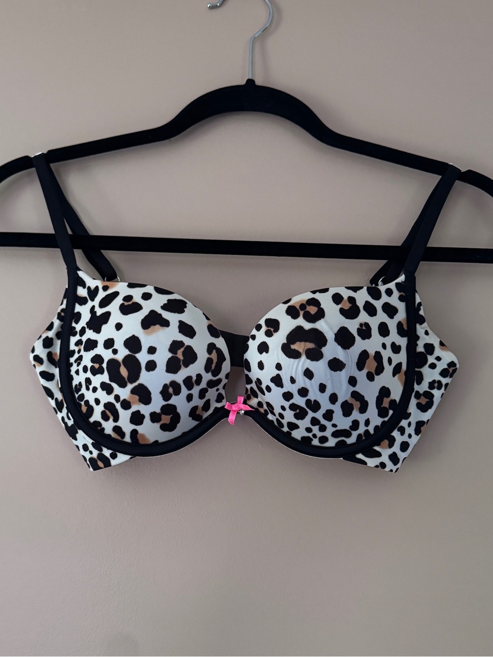 Victoria's Secret Leopard Print Push-Up Bra in White, Black and Tan- NWOT